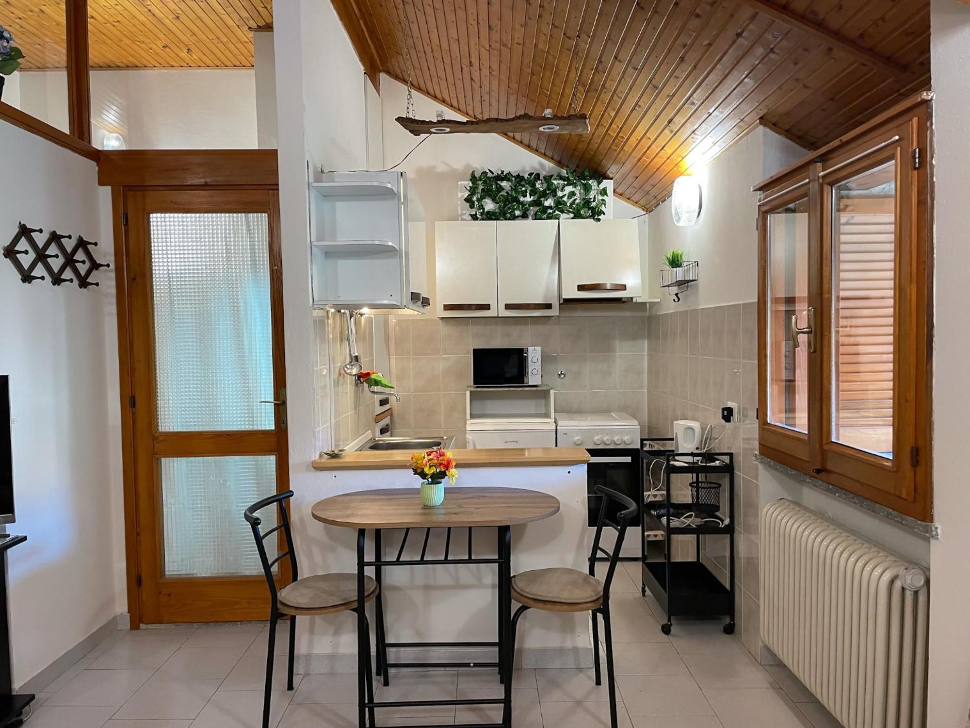 La Corte Dei Torri Loft On The Lake Oliveto Lario Exterior photo
